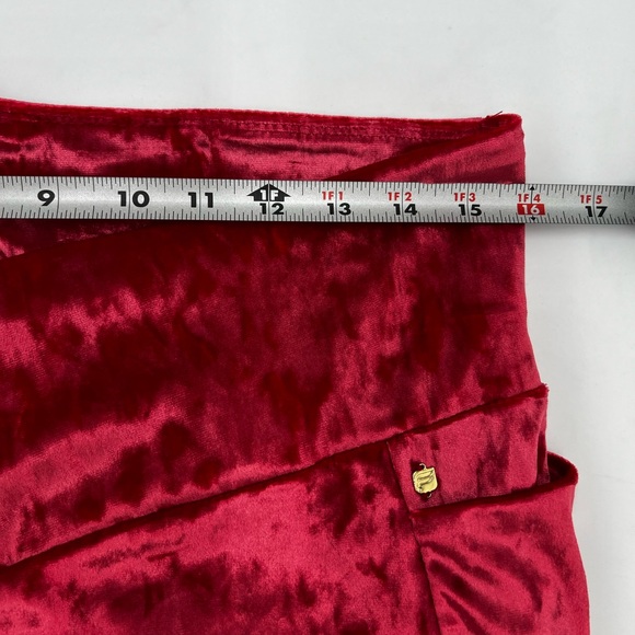 Women’s Fabletics crushed velour 3 piece set color strawberry with gold hardware - Picture 15 of 16